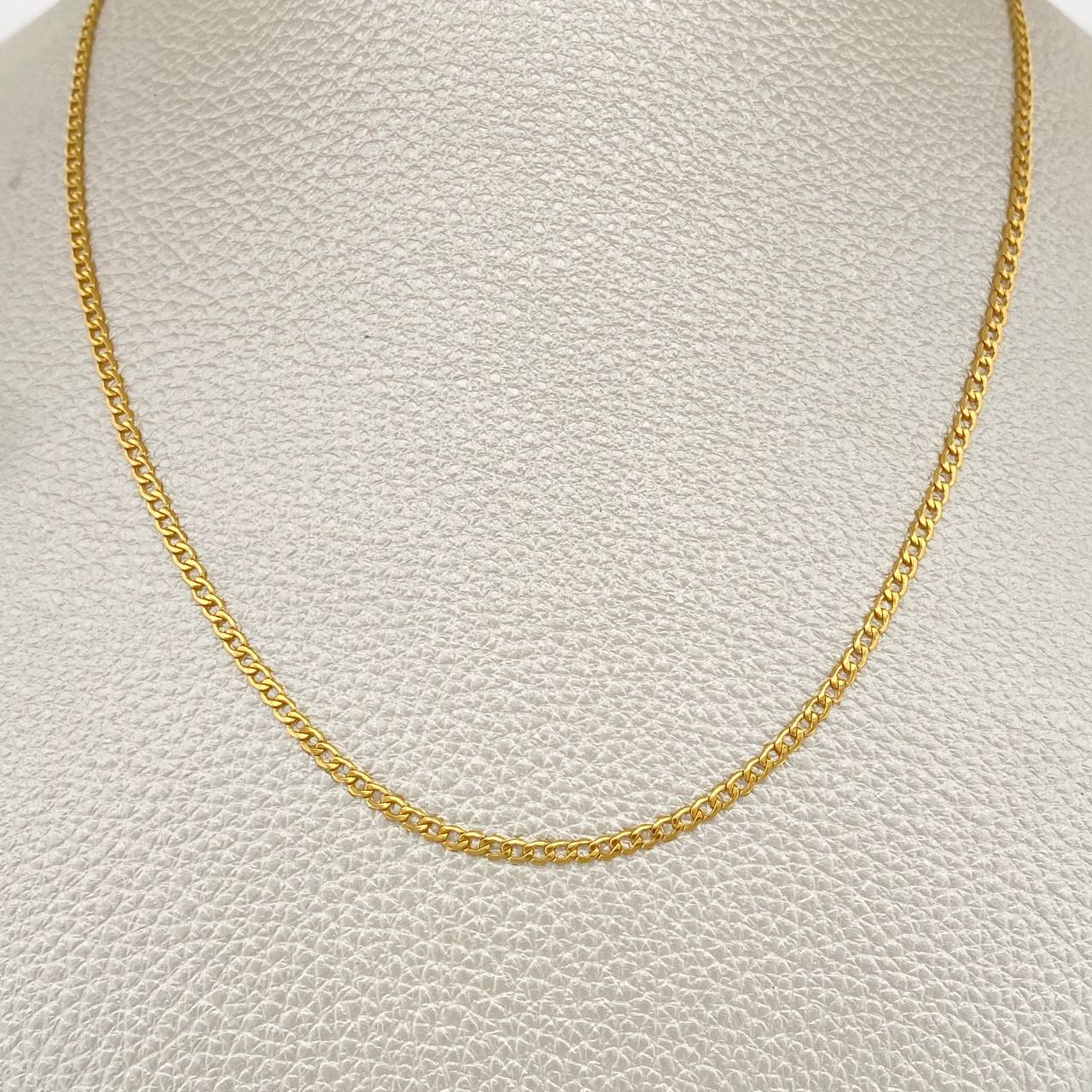 Cadena Mini Cubana 2.45gr / 23 1/2 in / 2mm Oro Amarillo +1 18K %