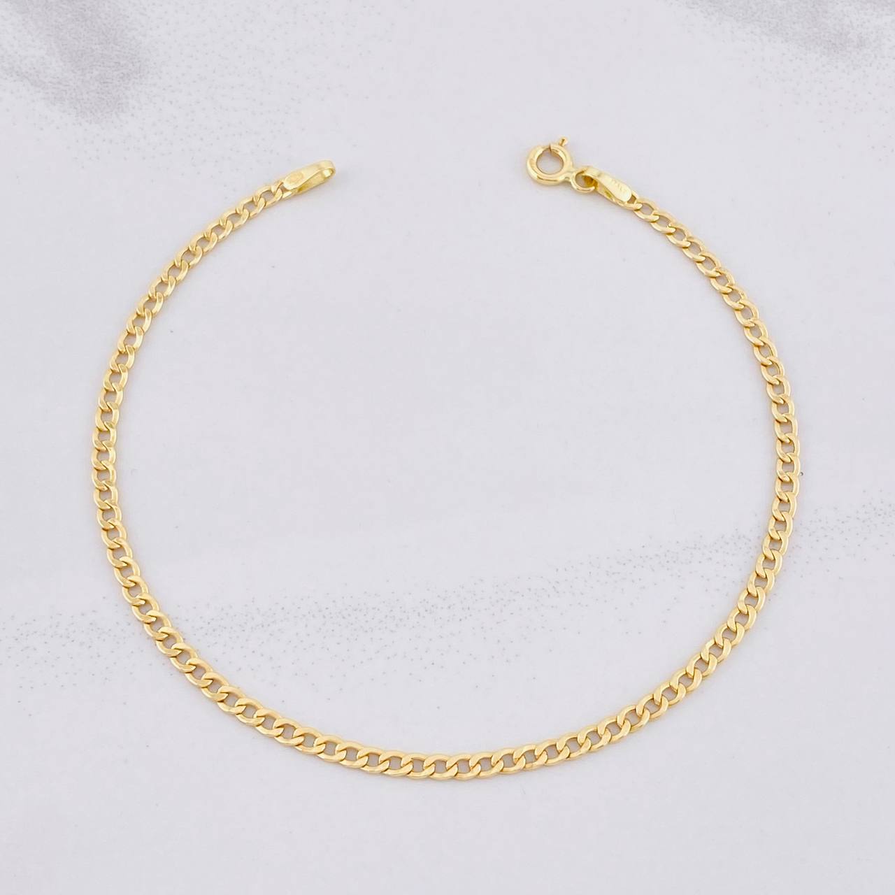 Cuban Links Bracelet 1g / 7 1/2 in / 2.4mm Yellow Gold 18K