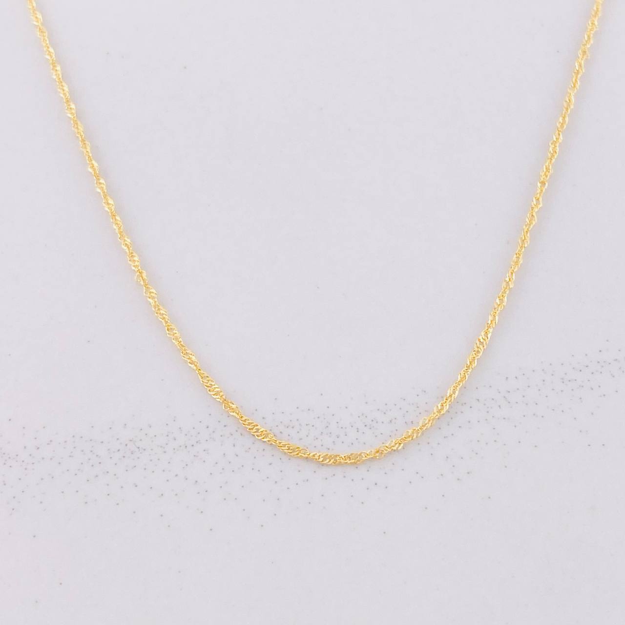 Cadena Singapur 0.7g / 16 in / 1mm Oro Amarillo 18K