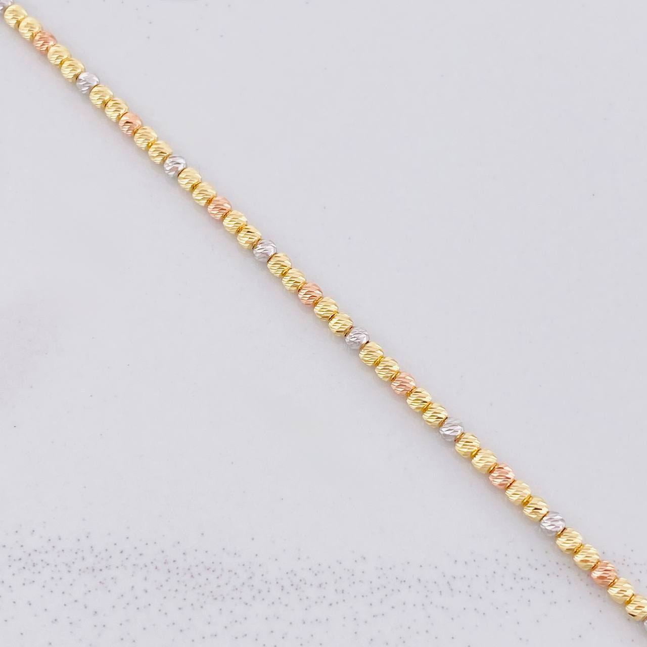 Pulso Modulable Militar Diamantado 4.1g / 8 in - 7 1/4 in / 2mm Tres Oros 18K