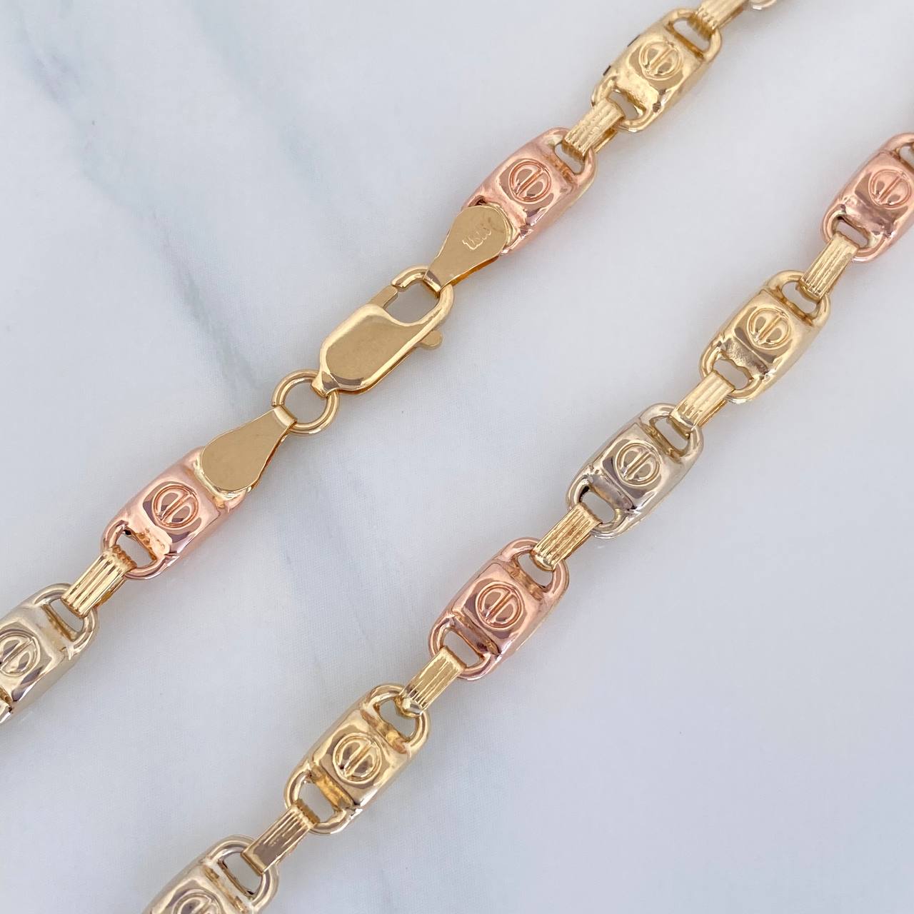 Rustic Screw Anklet 6.75 g / 10 1/4 in / 5.21 mm Three Golds 18K