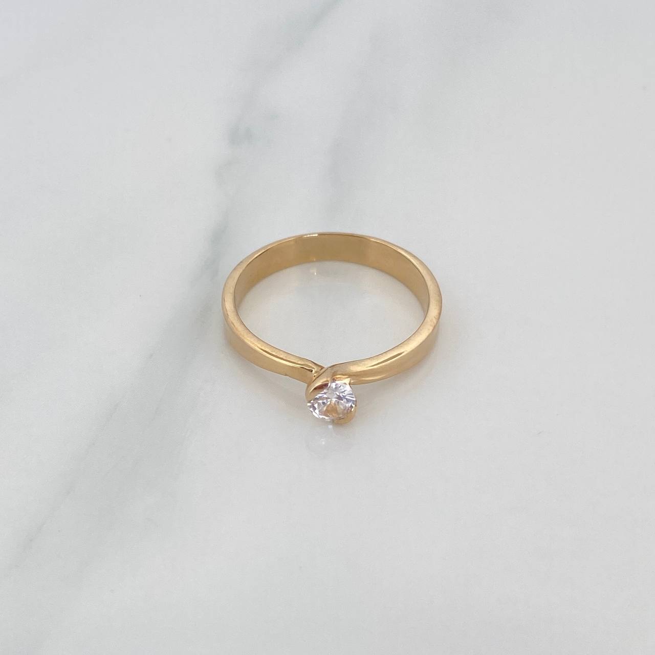 Solitaire Ring 2.75 g / T6 3/4 Yellow Gold 18K