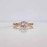 Solitaire Ring Churumbela 2.05 g / T6 1/2 Yellow Gold 18K