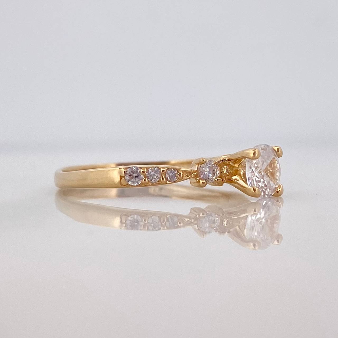 Solitaire Ring Churumbela 2.05 g / T6 1/2 Yellow Gold 18K
