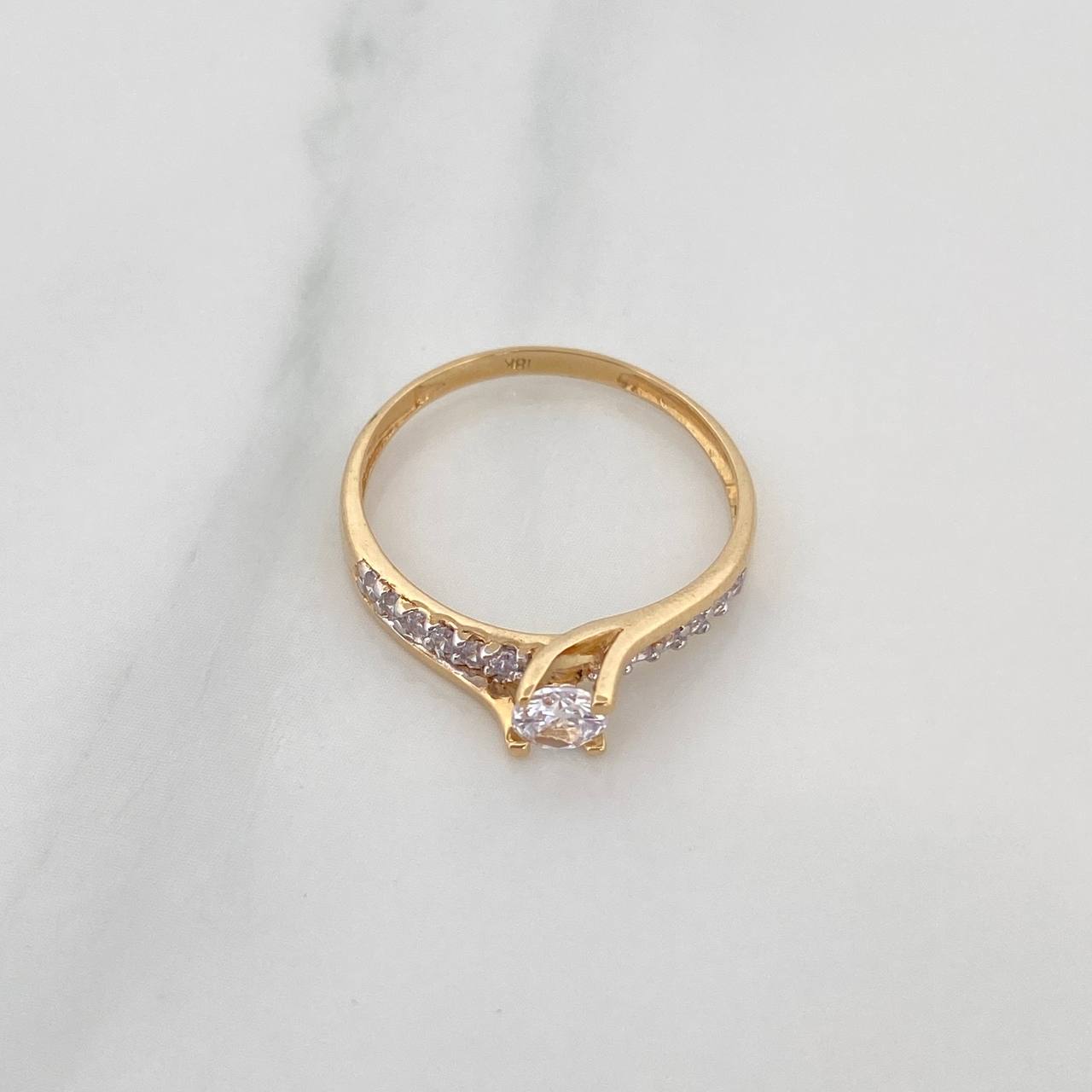 Solitaire Ring Inverted Line 1.7 g / T6 Two Yellow White Gold 18K