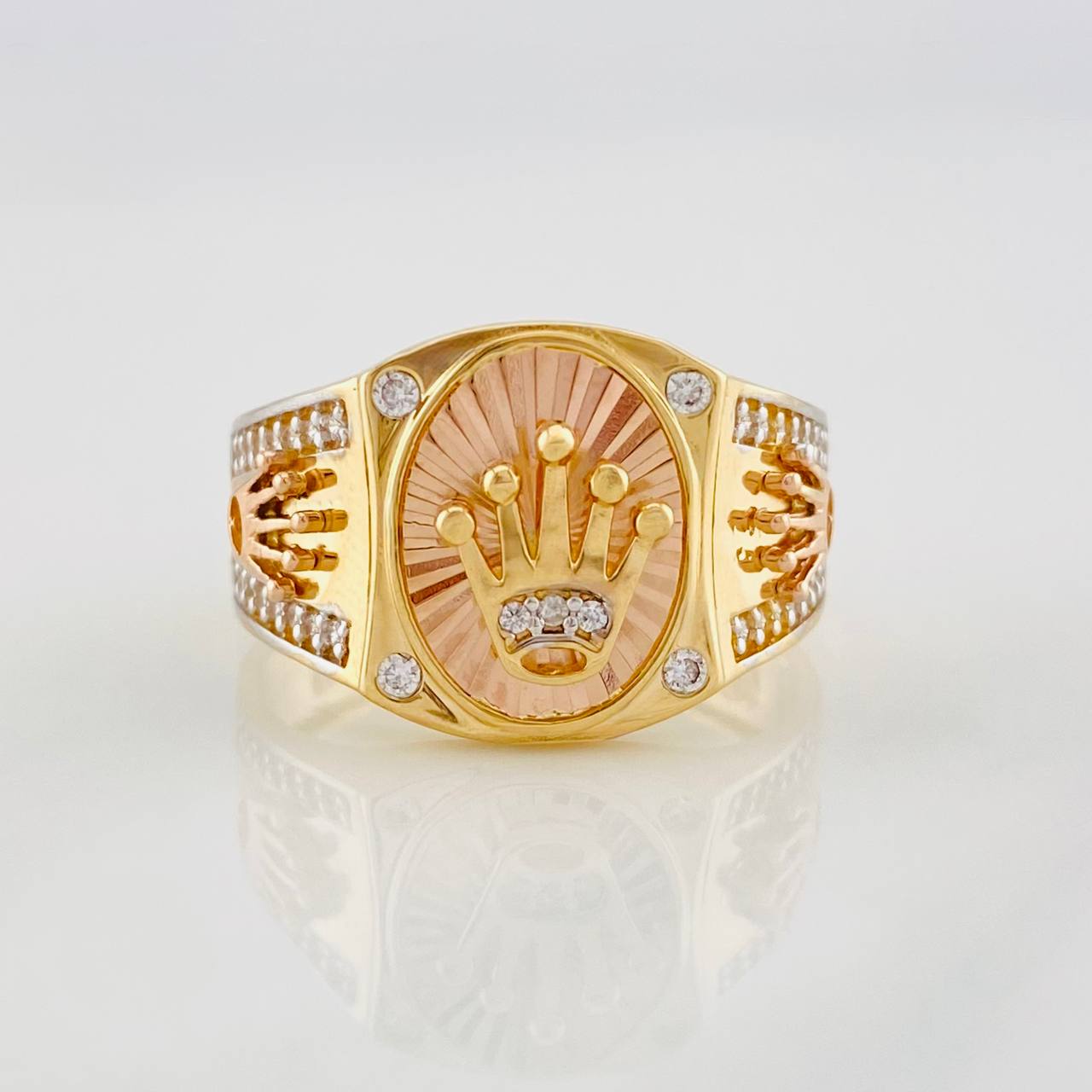 Anillo Corona 5.55g / T9 Tres Oros 18K