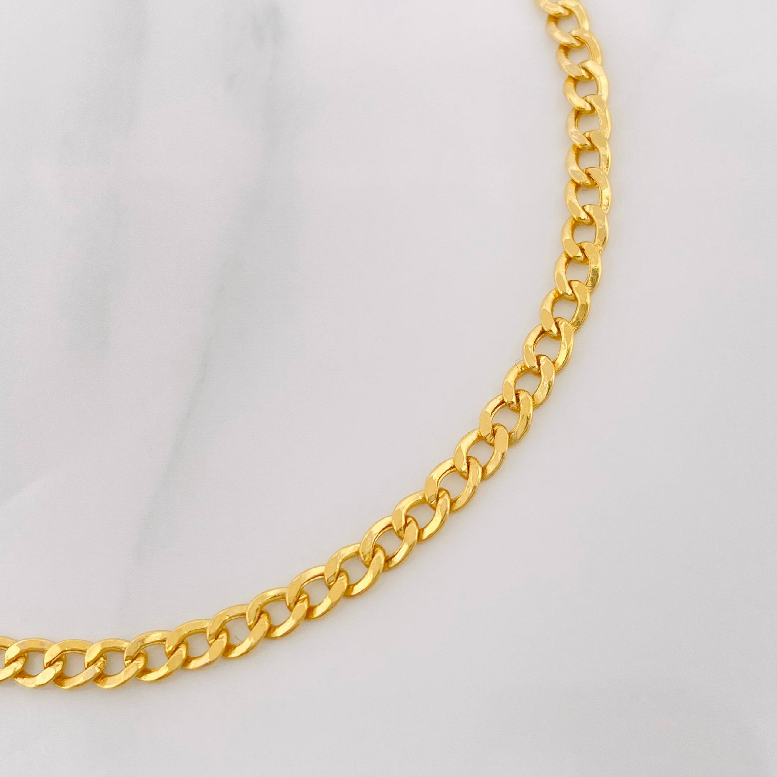 Pulso Cubano 2.25g / 7 in / 3.24mm Oro Amarillo 18K