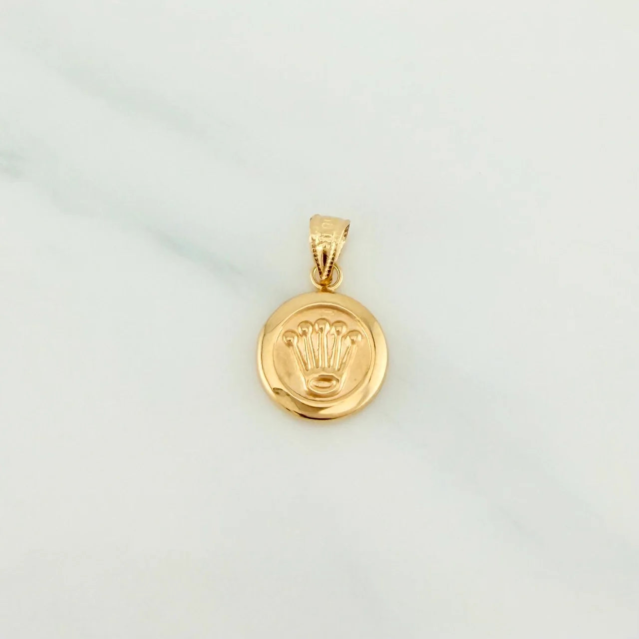 Dije Corona 0.8g / 3/4 in Oro Amarillo 18K
