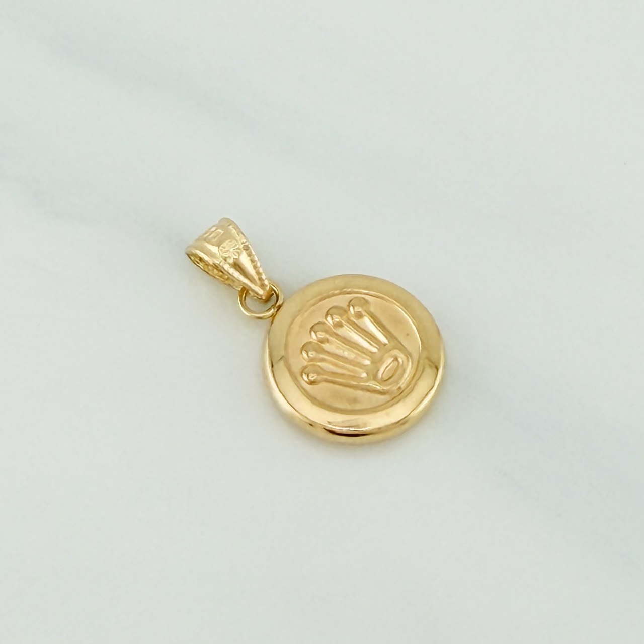 Pendant Crown 0.8 g / 3/4 in Yellow Gold 18K
