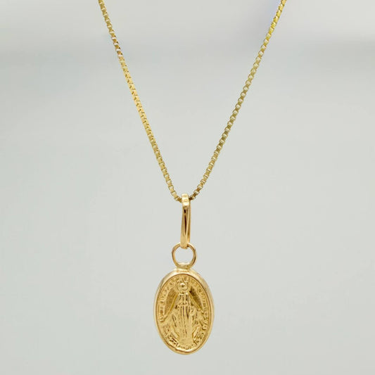 Set Cadena y Dije Veneciana + Virgen Milagrosa 1.3gr / 15 3/4 in / 0.55mm Oro Amarillo 18K &