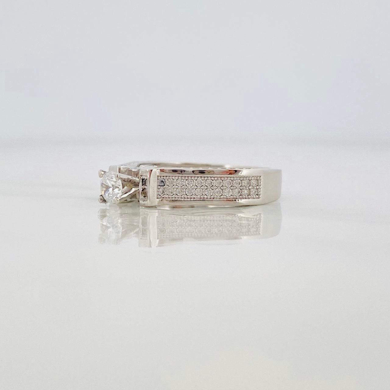Anillo Solitario 5g / T7 1/4 Oro Blanco 18K