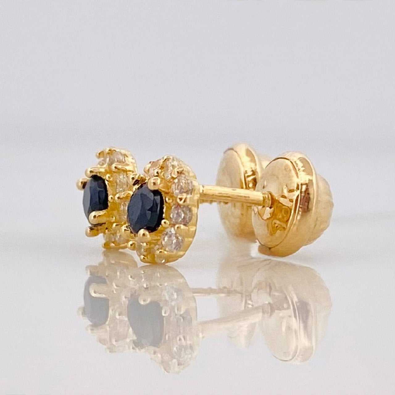 Topos Flor 1.1g / in / 5.7mm Oro Amarillo 18K