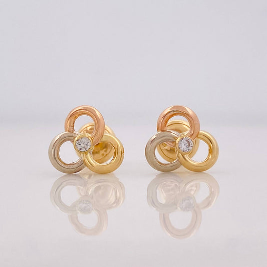 Stud Earrings Elice 0.9g / in / 9mm Three Golds 18K