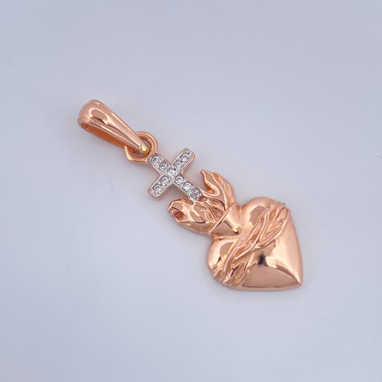 Dije Cruz Sagrado Corazon 2.1gr / 1 1/4 in / Dos Oros Blanco Rosa 18K &