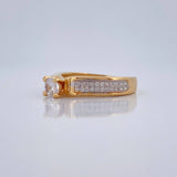 Anillo Solitario 4.3gr / T6 1/2 / Oro Amarillo Oro Blanco  18K &