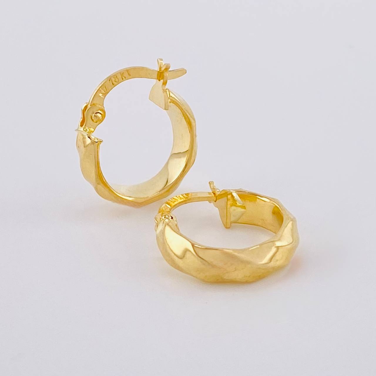 Candongas Lineas Espiral 1.25g / 1/2 in Oro Amarillo 18K