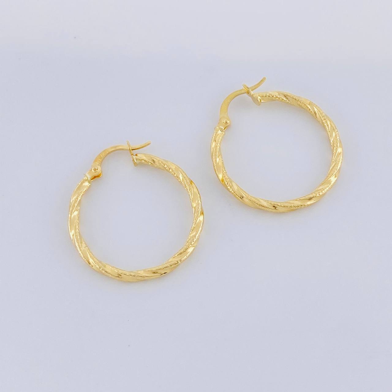 Candongas Sami 1.55g / 2.8cm Oro Amarillo 18K