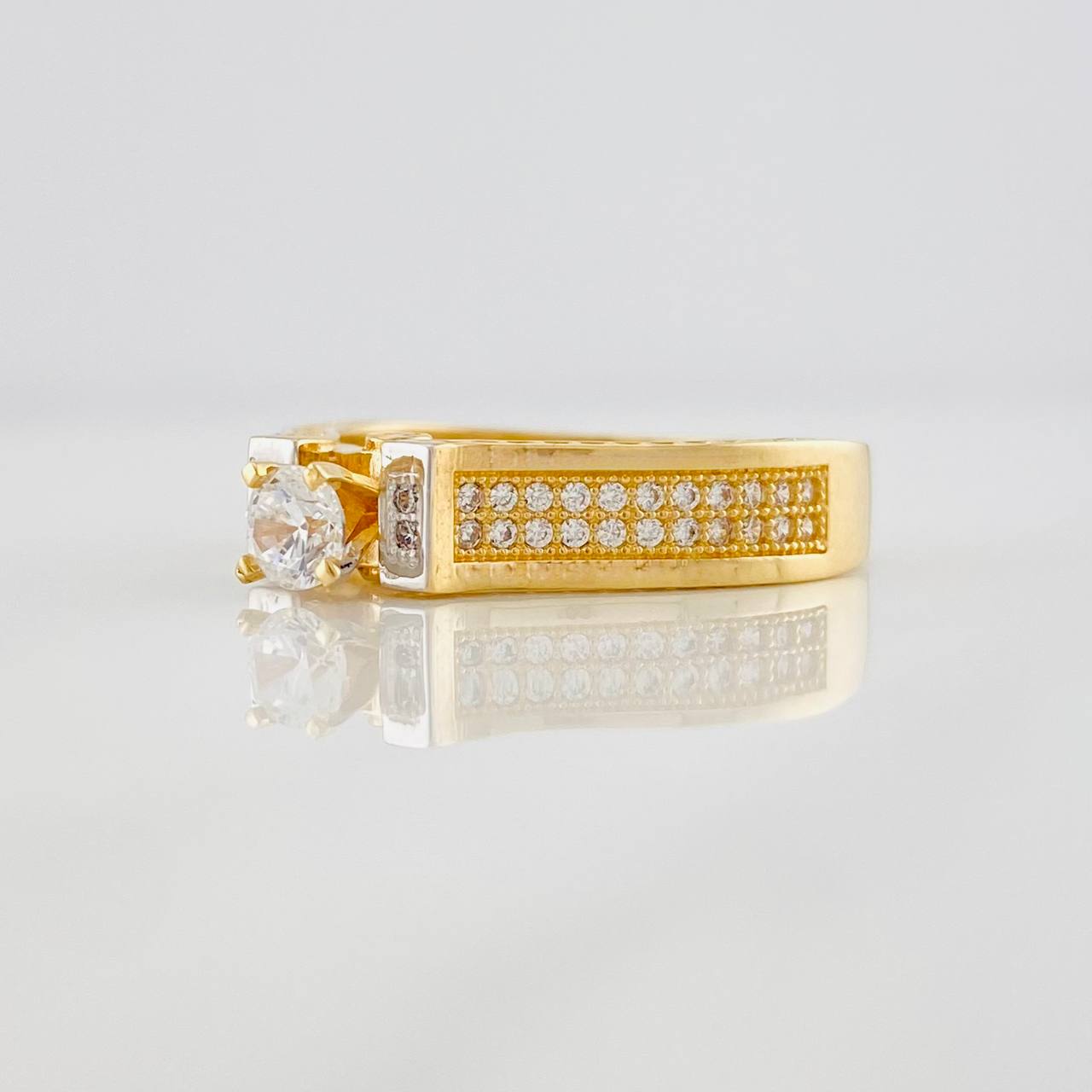 Anillo Solitario Puente 5.05g / T7 Dos Oros Amarillo Blanco 18K