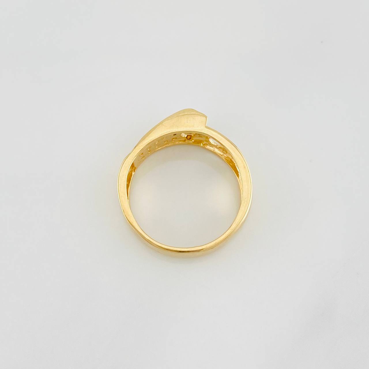 Anillo Solitario Corazon 4.05g / T6 3/4 Oro Amarillo 18K