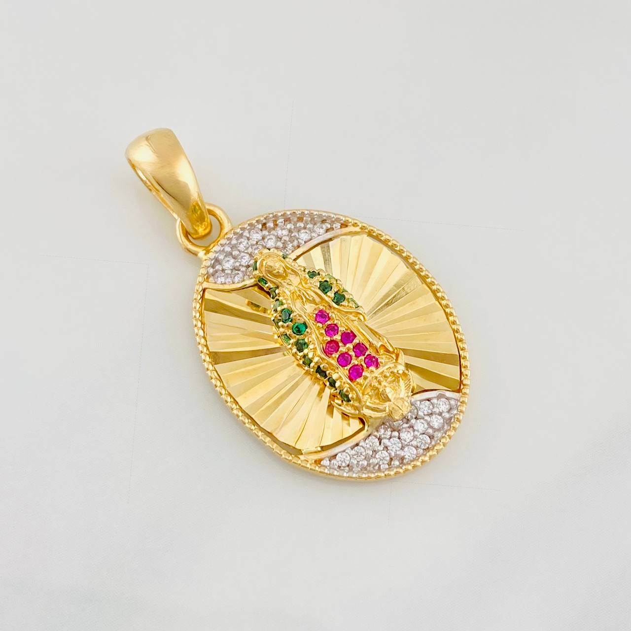 Dije Virgen de Guadalupe 4.6g / 1 1/4 in Dos Oros Amarillo Blanco 18K