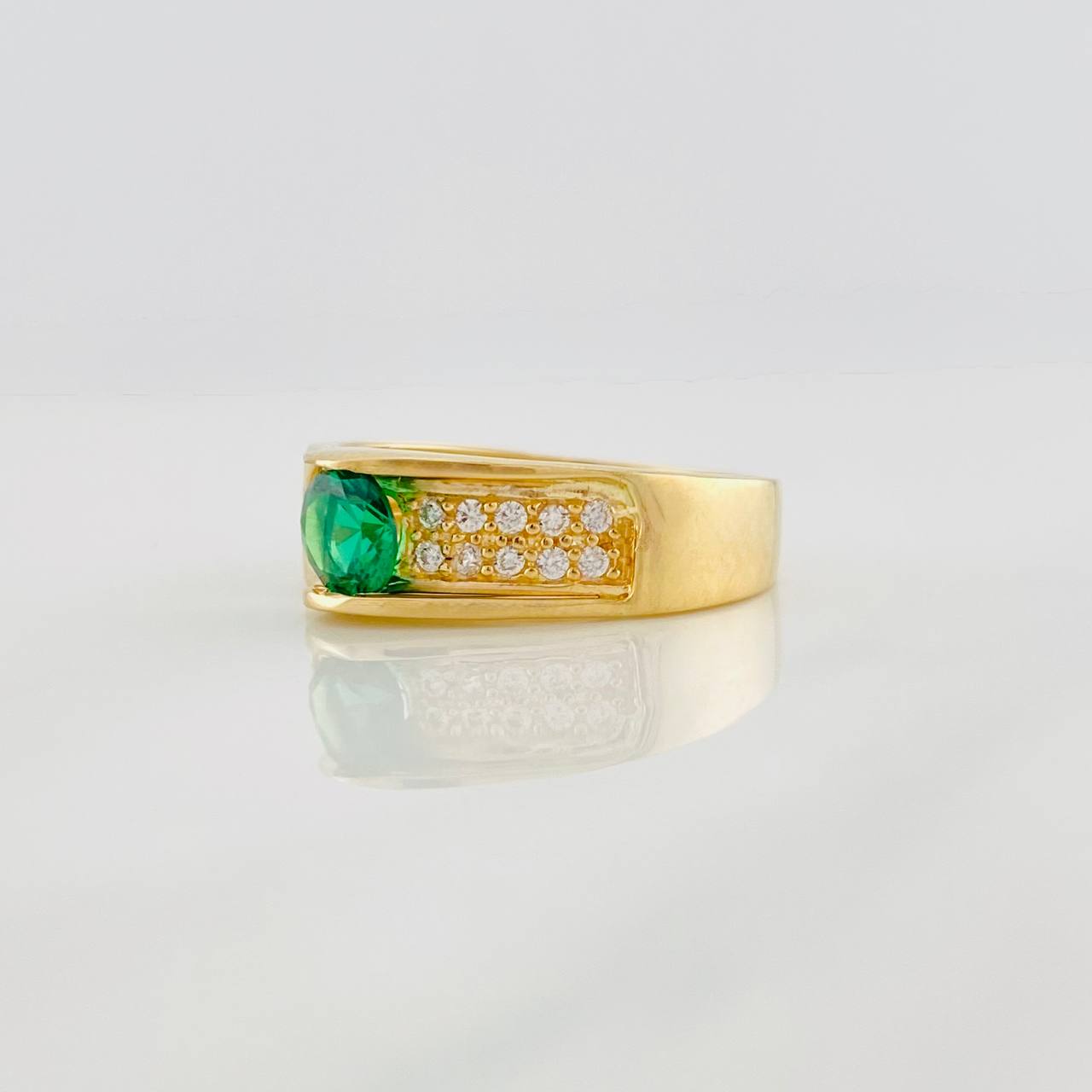 Anillo Solitario Corazon 3.8g / T6 3/4 Oro Amarillo 18K