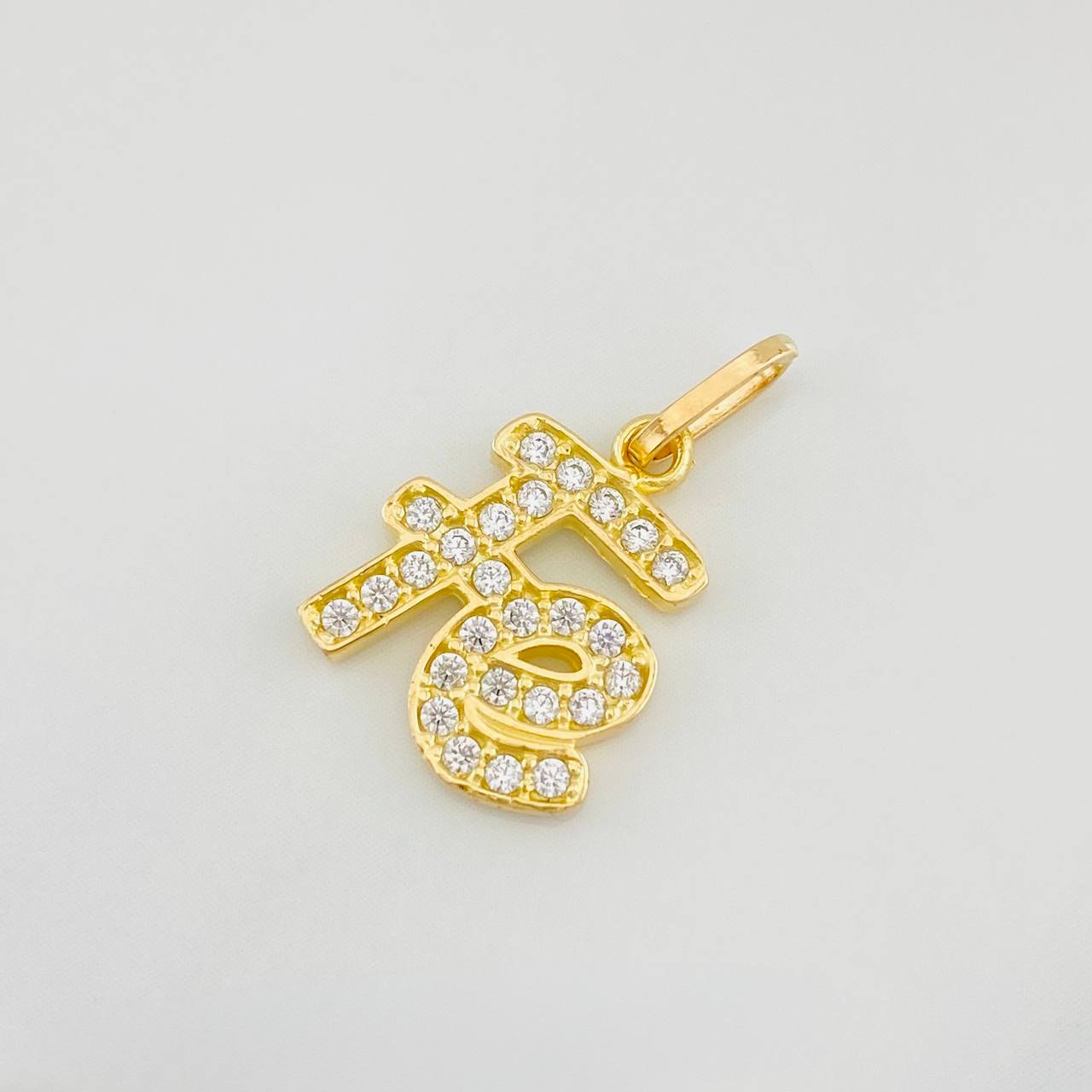 Dije Fe 1.4g / 3/4 in Oro Amarillo 18K