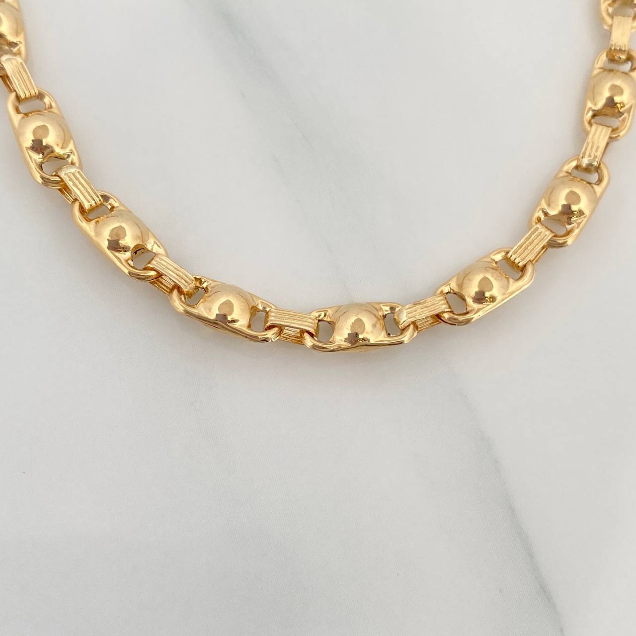 Rustic Bubbles Bracelet 4.45 g / 7 1/2 in / 4.3 mm 18K Yellow Gold