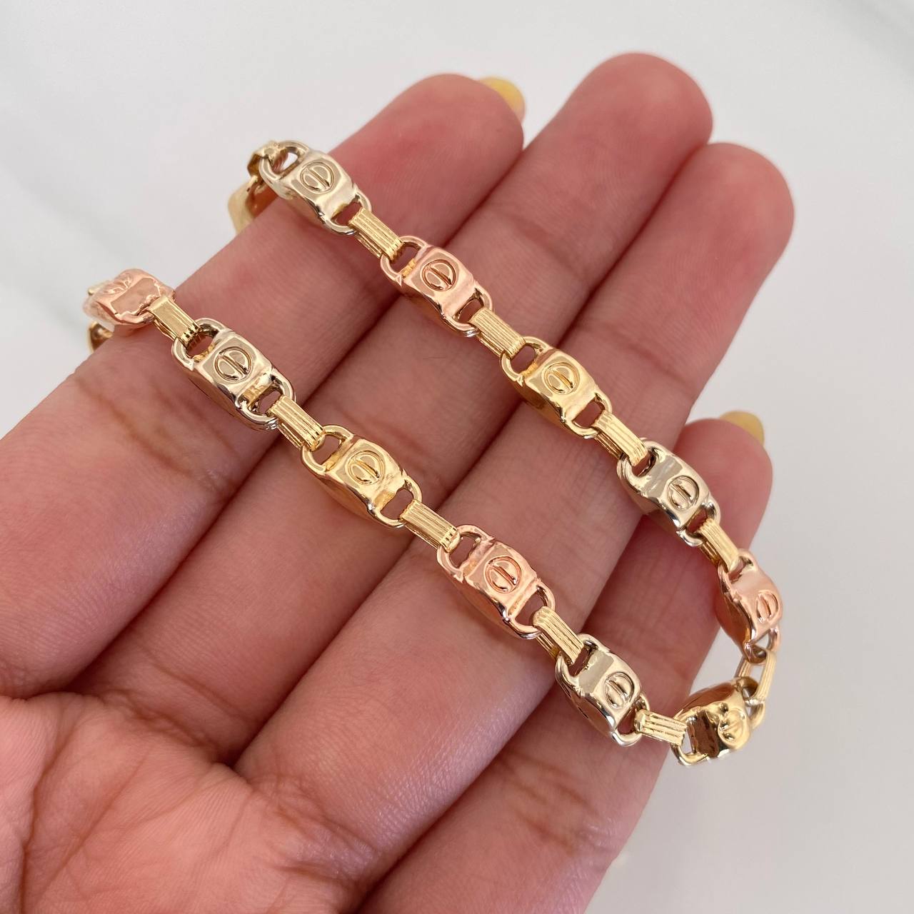 Rustic Bracelet Screws 5.4 g / 8 in / 4.9 mm Three Golds 18K
