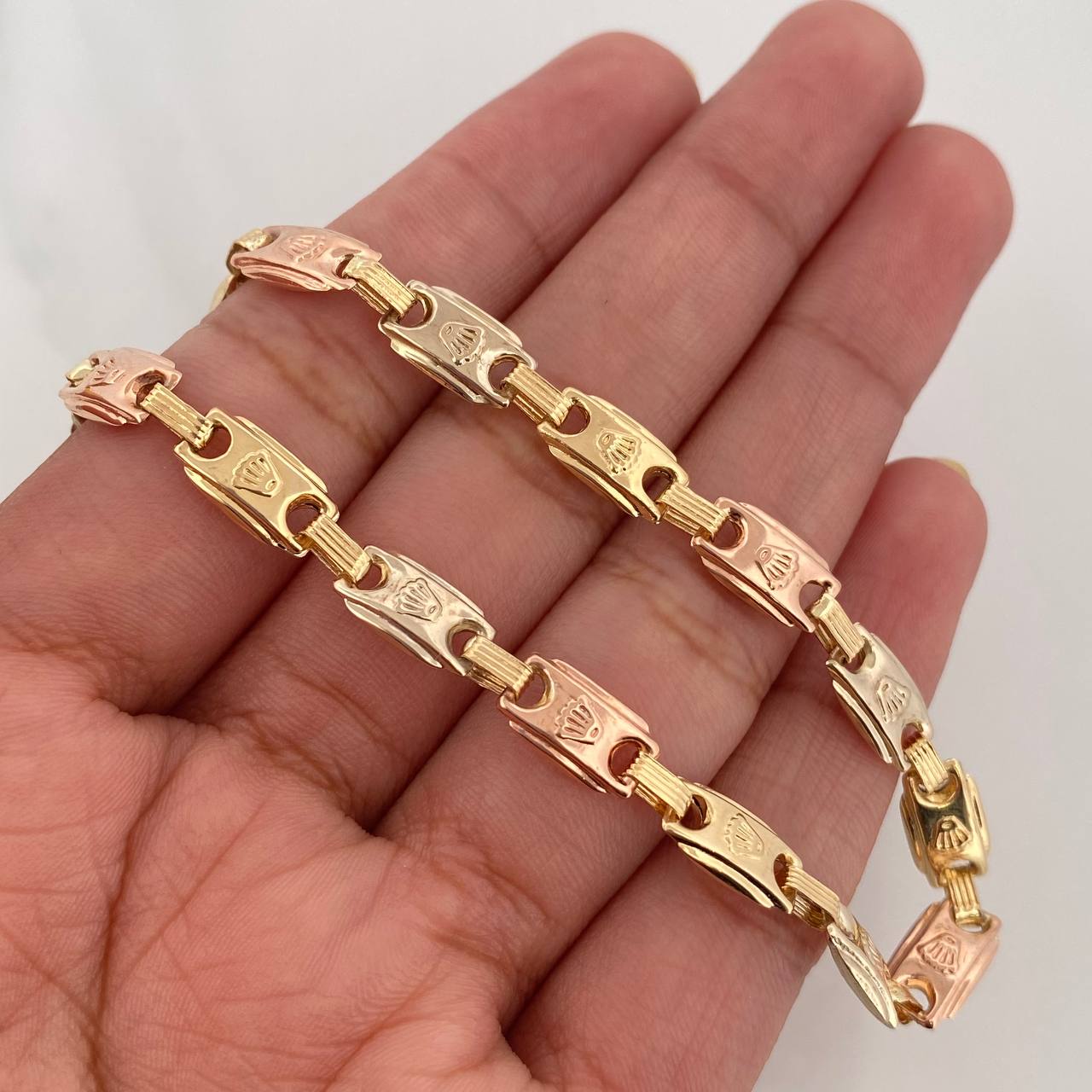 Rustic Crown Anklet 7.25 g / 10 3/4 in / 5.6 mm Three Golds 18K