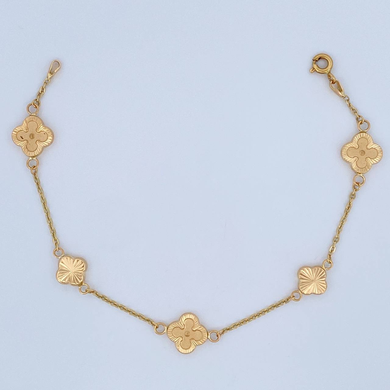 Pulso Trebol Aro Seguido 3.65gr / 7 1/4 in / 1.8mm Oro Amarillo 18K &