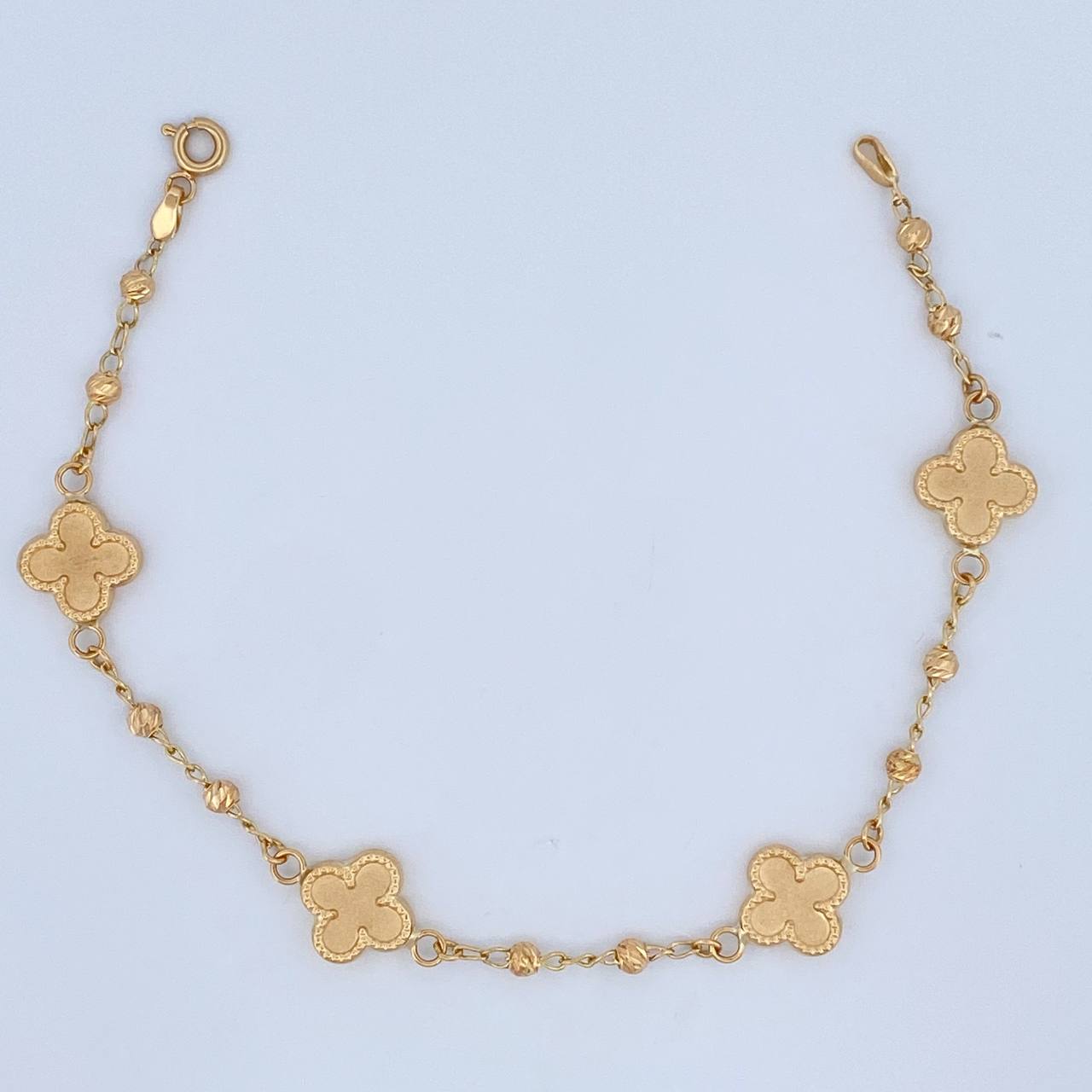 Pulso Trebol Espiga 3.95gr / 7 1/2 in / 3mm Oro Amarillo 18K &