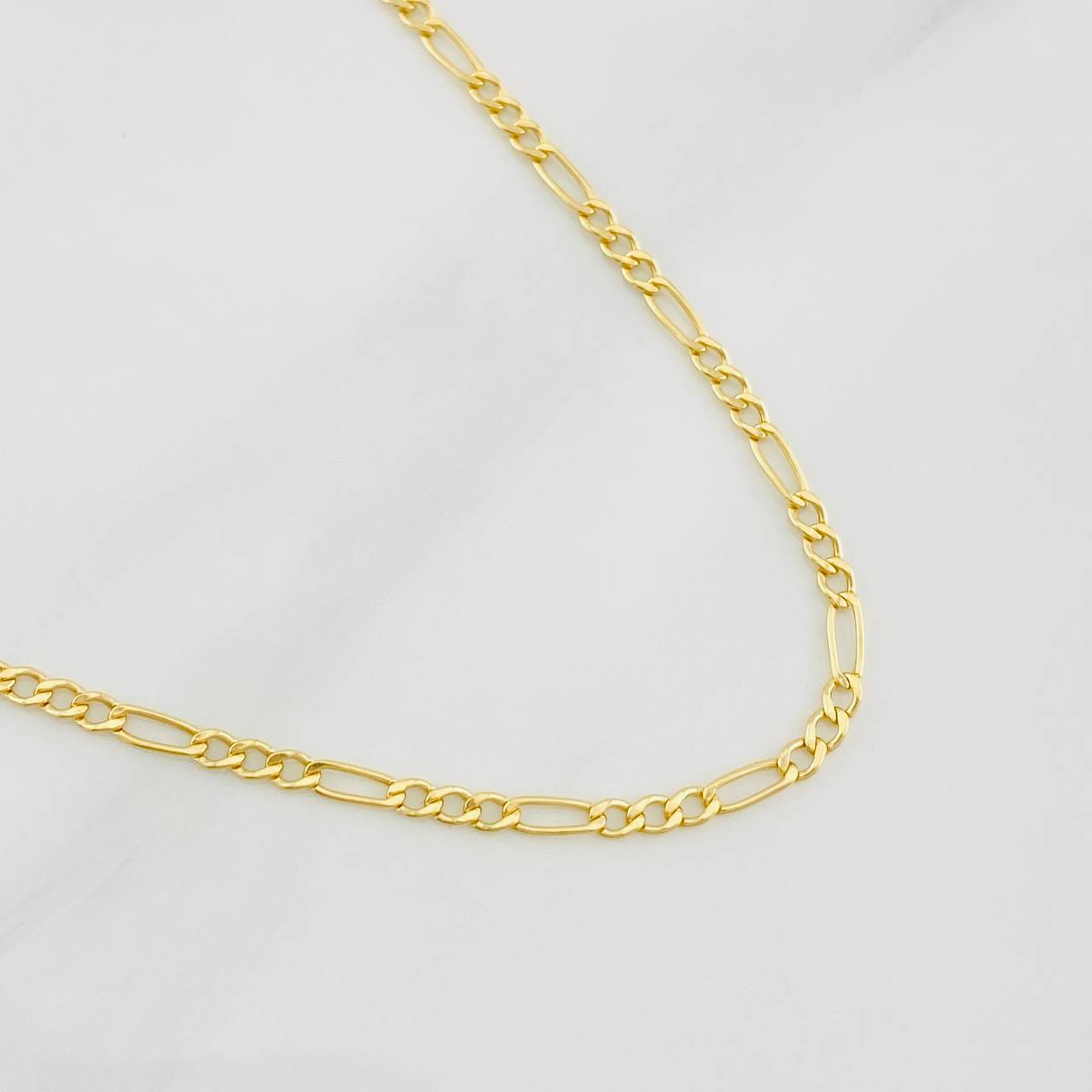 Cadena Figaro 1.55g / 18 in / 1.7mm Oro Amarillo 18K