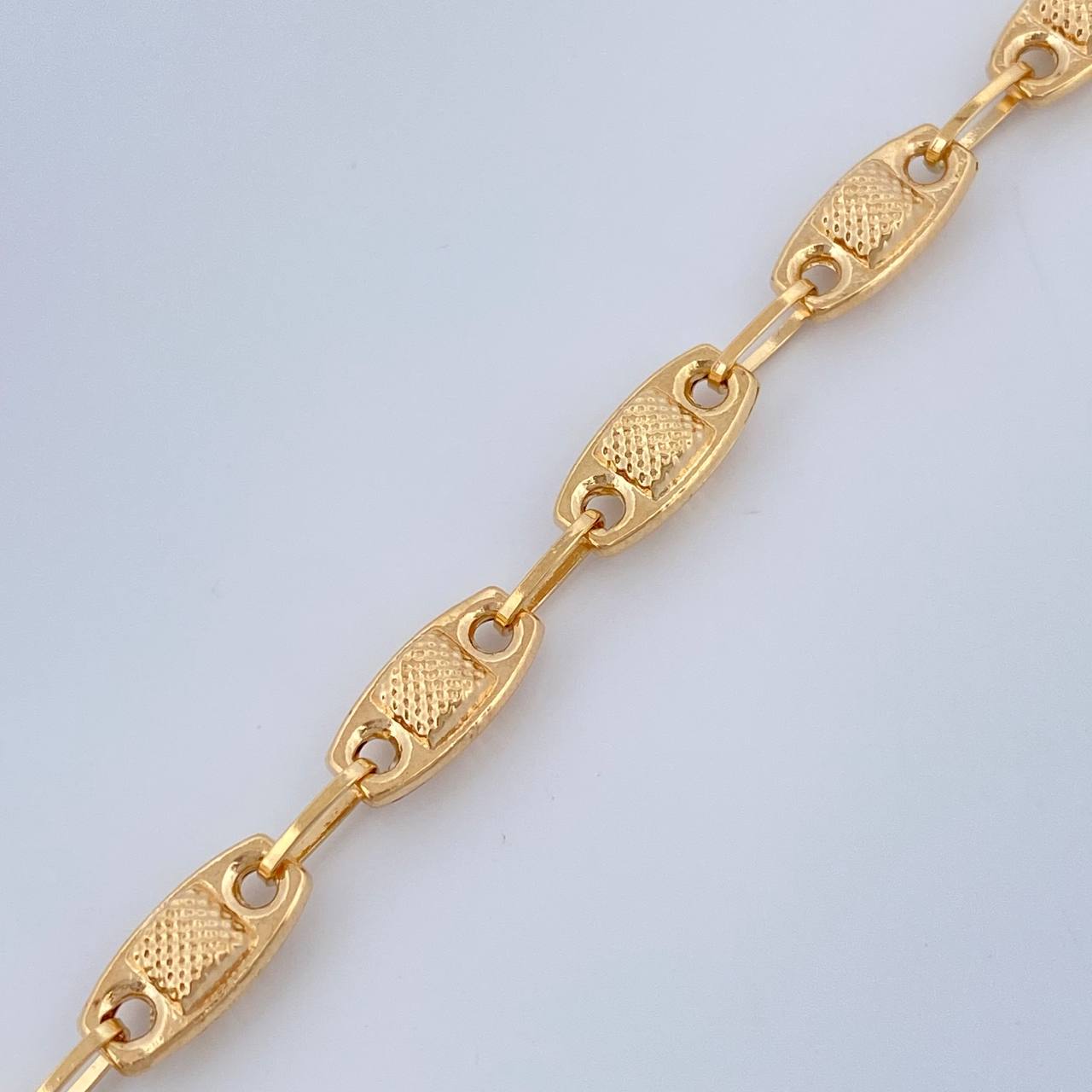 Pulso Rustico 4.85gr / 8 in / 4.75mm Oro Amarillo 18K $