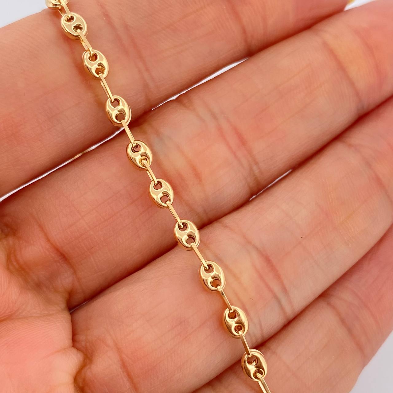 Pulso Gc 2.4gr / 7 3/4 in / 3.3mm Oro Amarillo 18K $