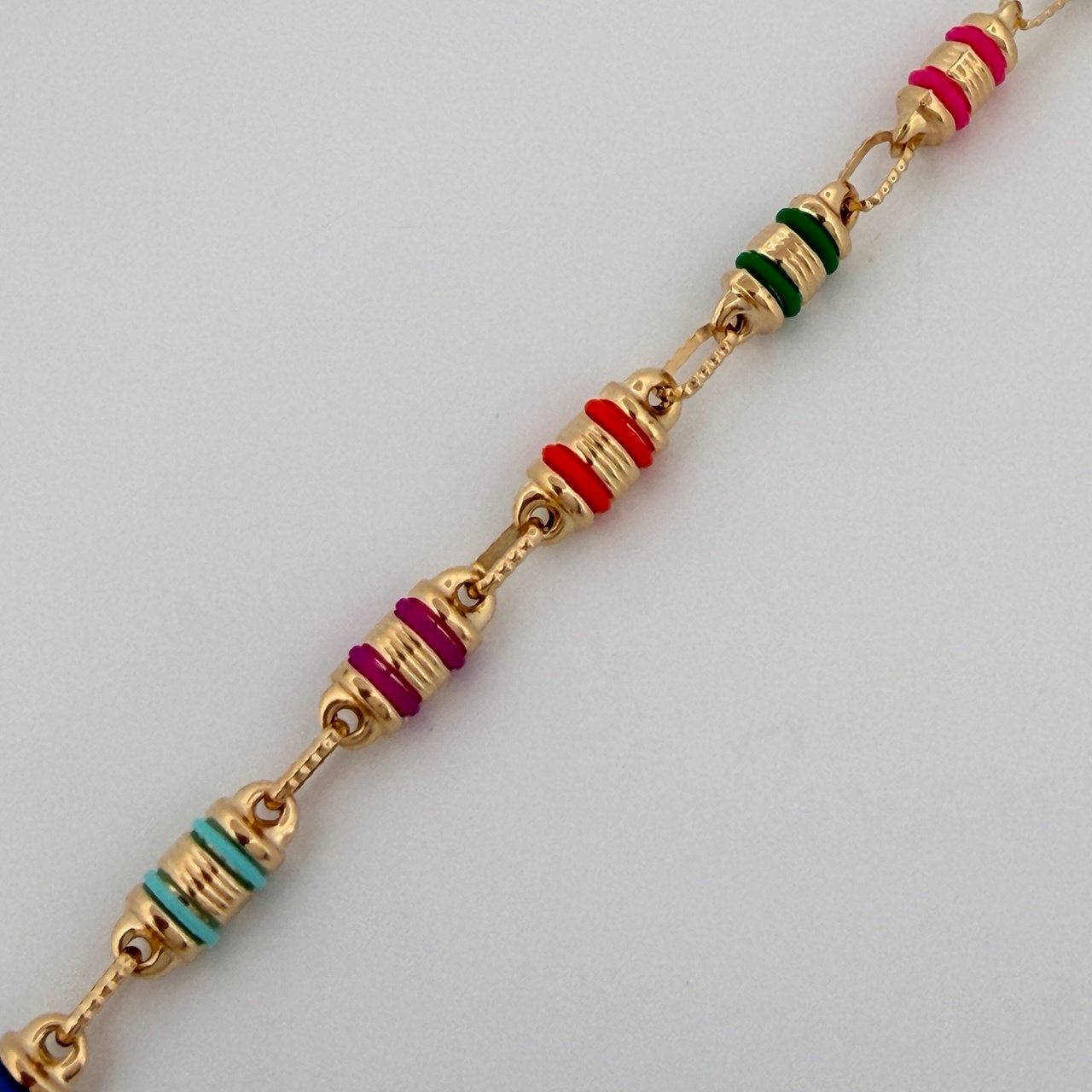 Pulso Rustica Barril 5.6gr / 8 3/4 in / 4.7mm Oro Amarillo 18K $