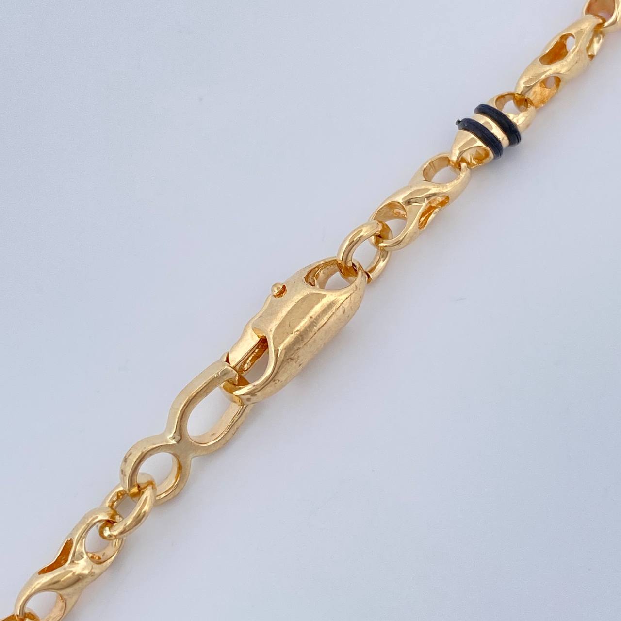 Cadena Rustica Infinitos 28.5gr / 24 1/2 in / 3.4mm Oro Amarillo 18K $