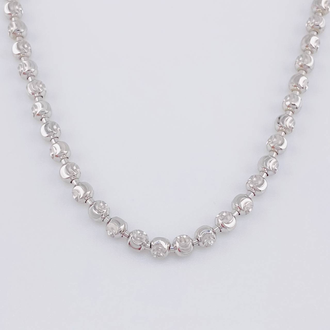 Half Moon Military Chain 15.15g / 20 in / 3mm 18K White Gold