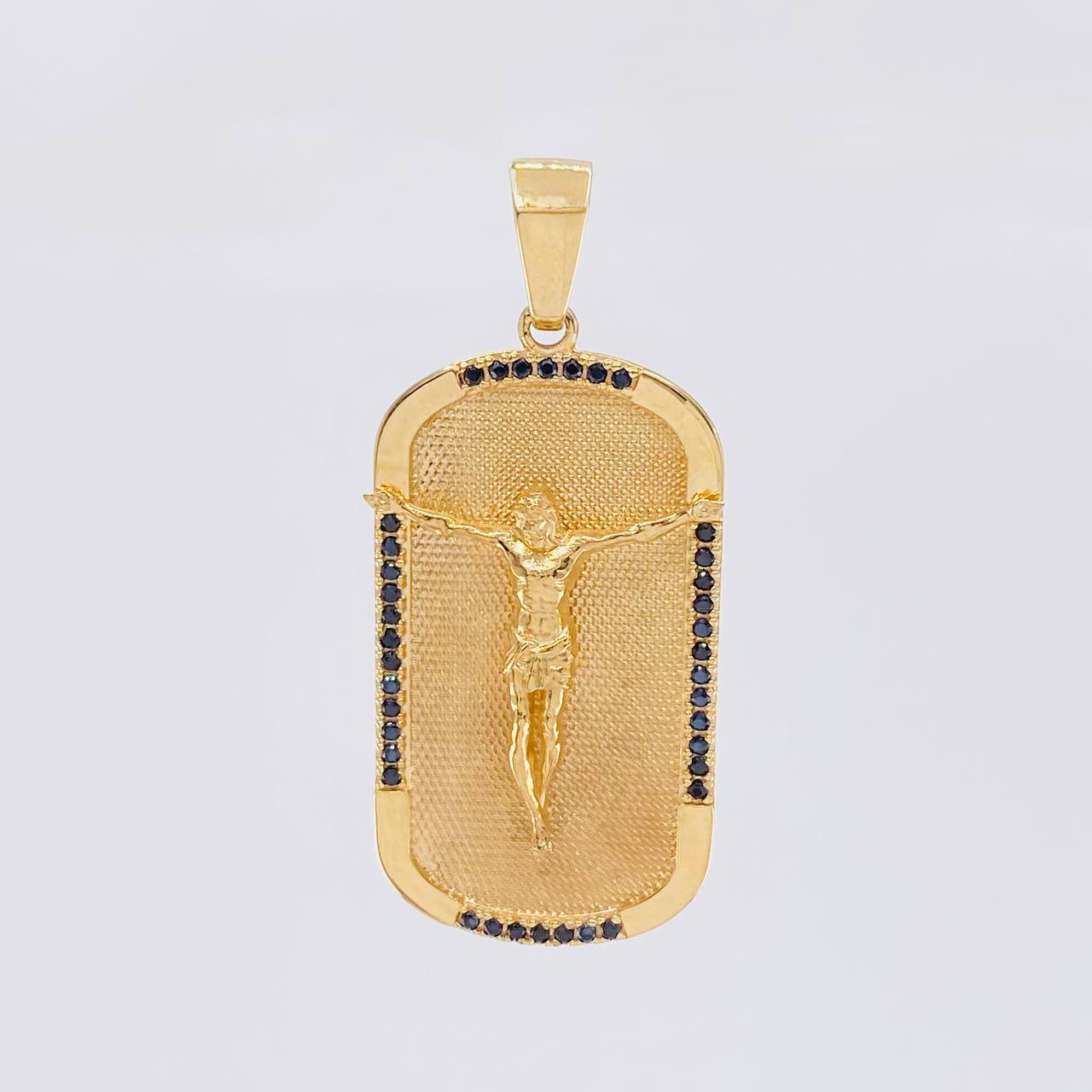 Dije Cristo Placa 9.75g / 2 in Oro Amarillo 18K