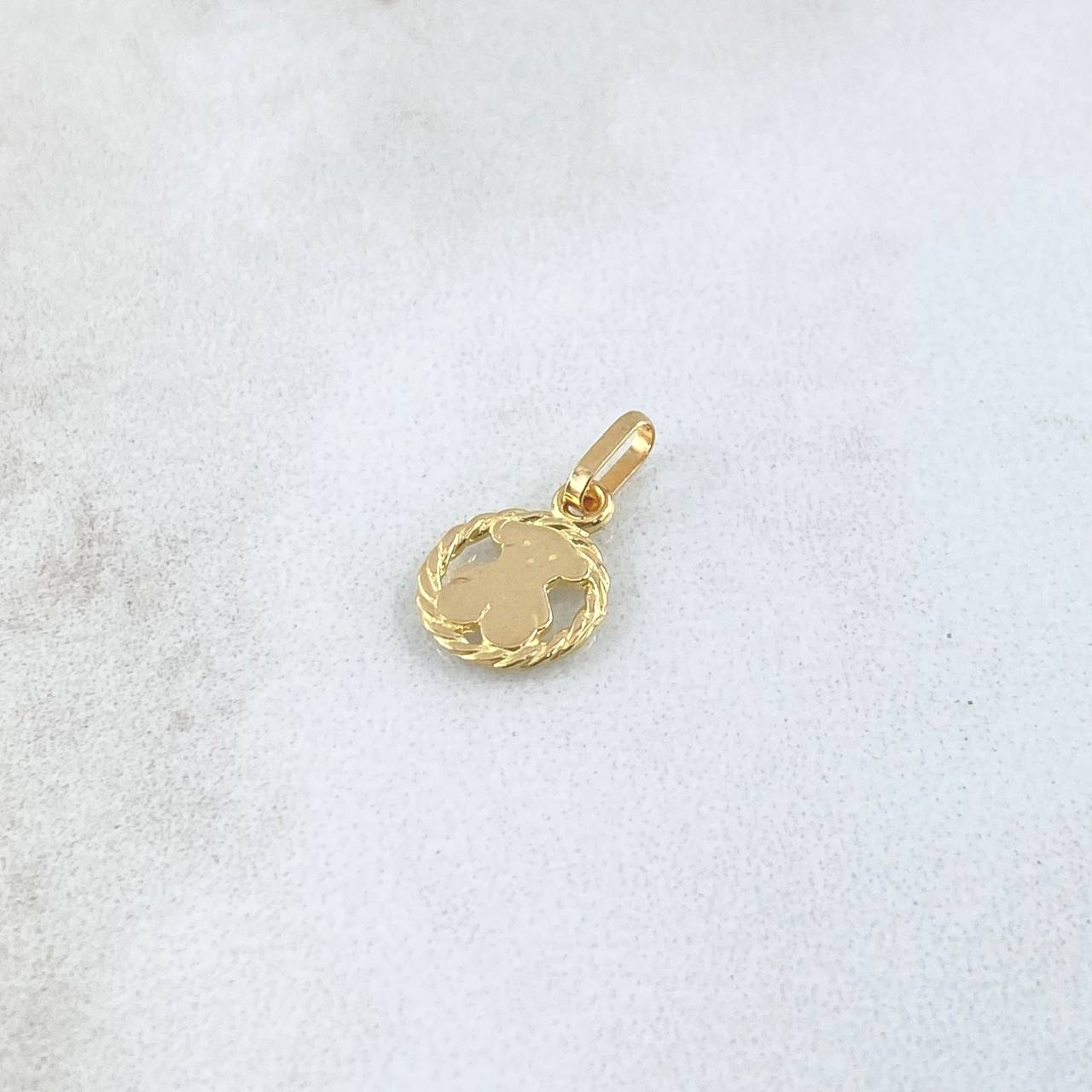 Pendant Bear TS In Braided Hoop 0.55gr / 1.4cm / 18K Yellow Gold