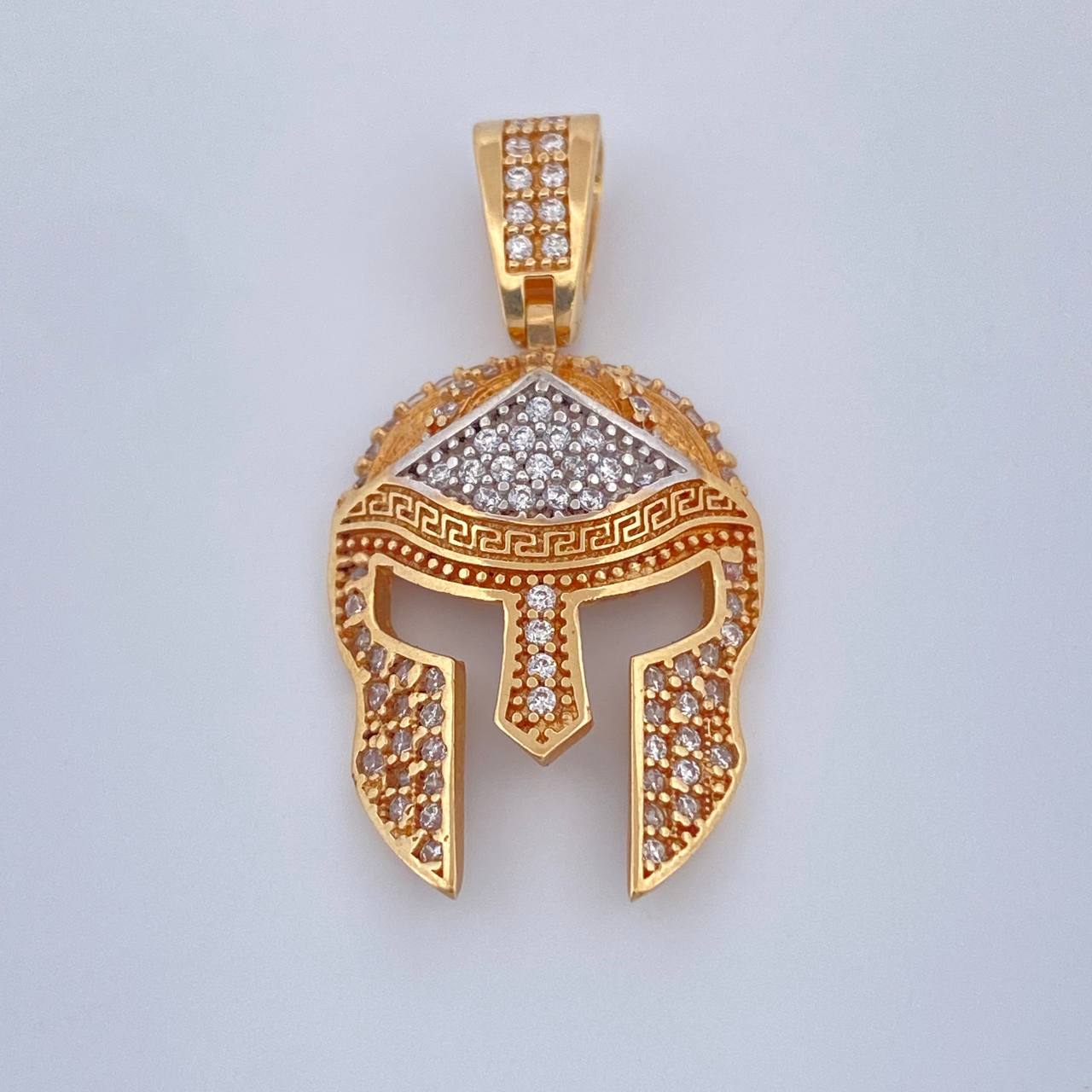 Dije Gladiador 3.5gr / 1 1/4 in / Dos Oros Amarillo Blanco 18K &