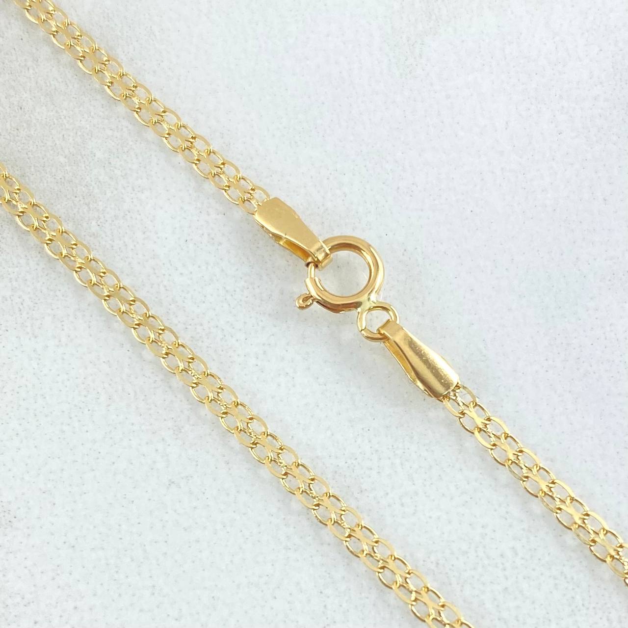 Cadena China 5.9gr / 23 1/2 in / 2mm Oro Amarillo +1 18K *