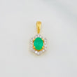 Dije Halo Flor Esmeraldas 27 Pts Diamantes 10 Pts 0.85 g / 1/2 in Dos Oros Amarillo Blanco 18K