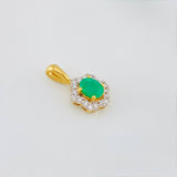 Dije Halo Flor Esmeraldas 27 Pts Diamantes 10 Pts 0.85 g / 1/2 in Dos Oros Amarillo Blanco 18K