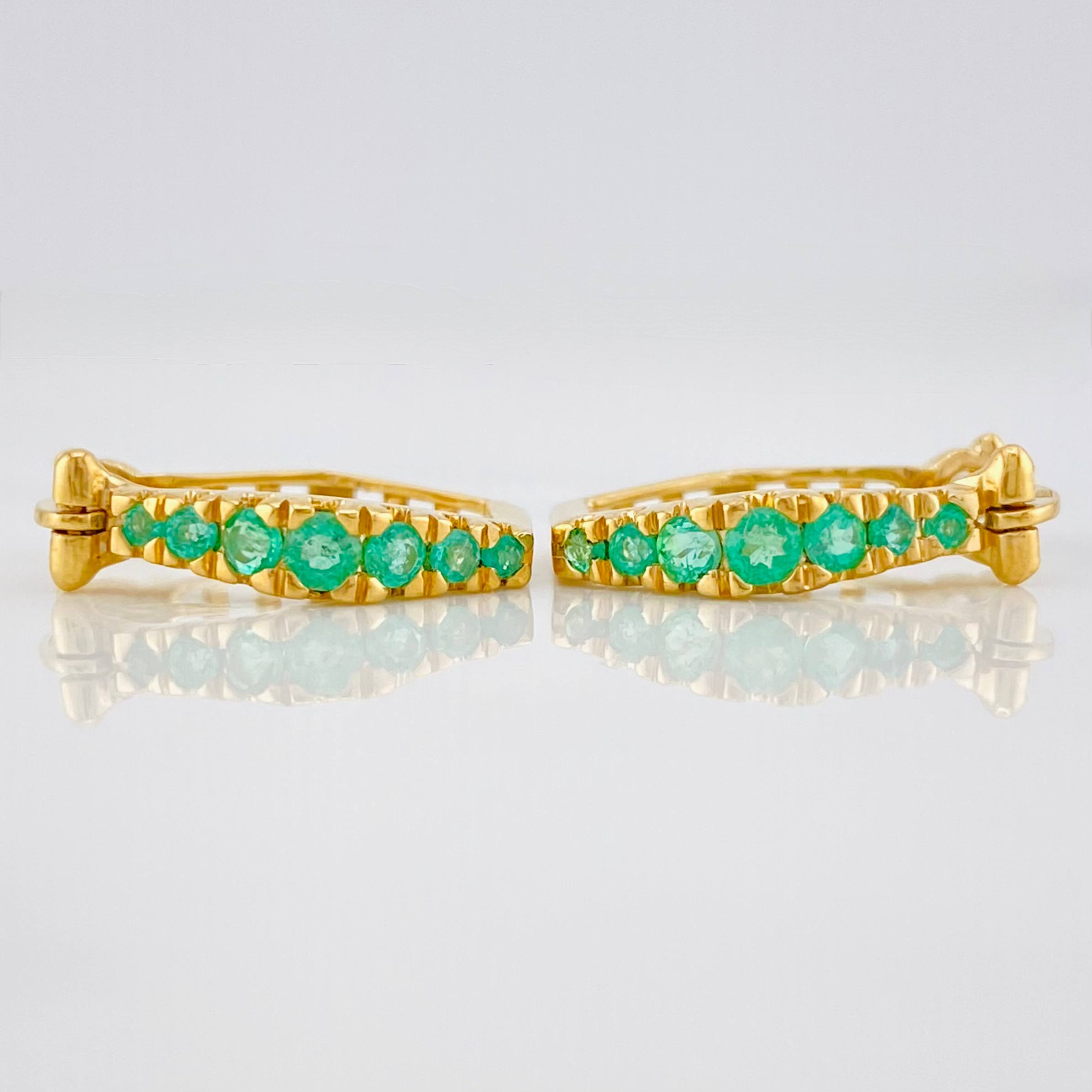 Hexagonal Hoop Earrings with Emeralds 36 Pts 3.1 g / 3/4 in 18K Yellow Gold