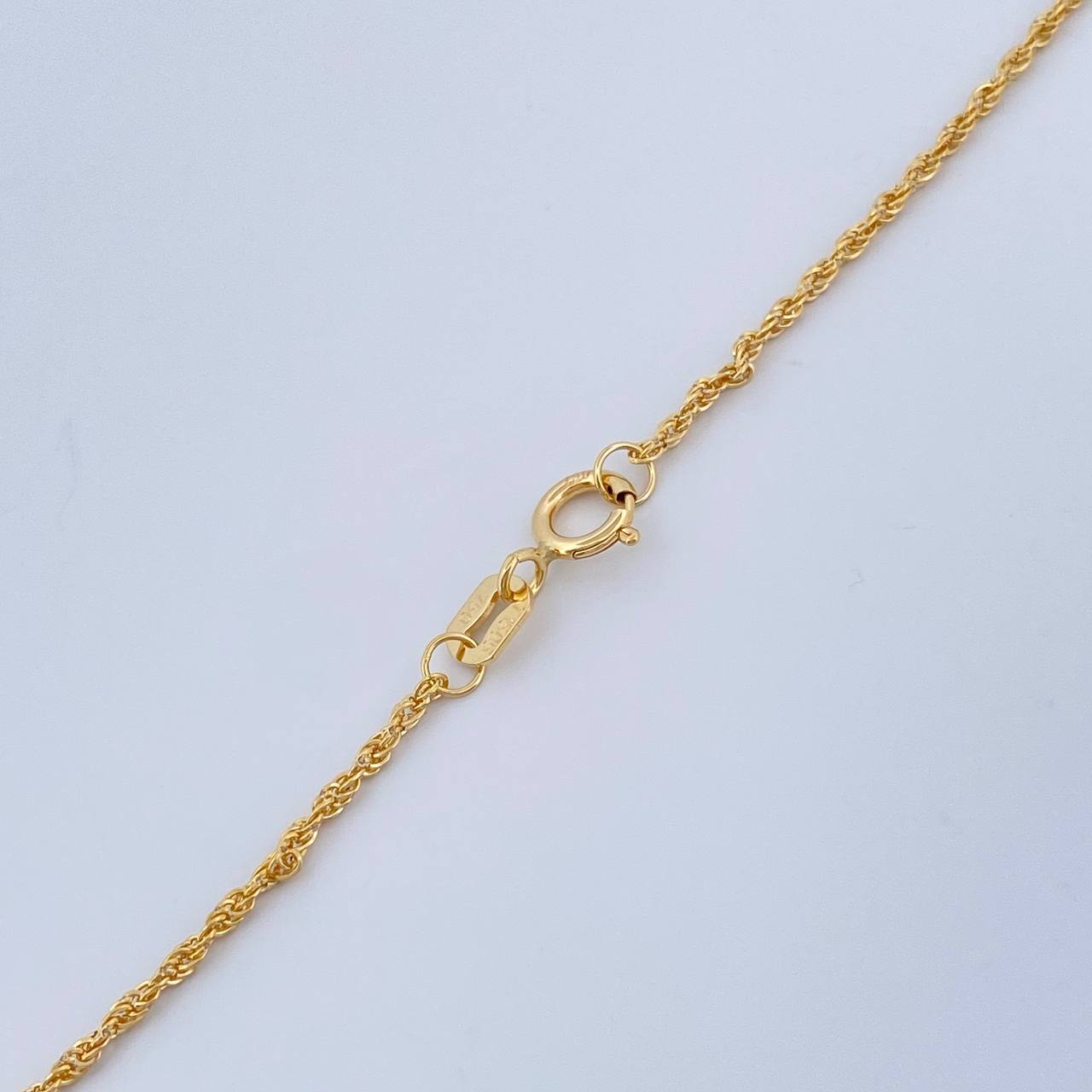 Set Rope Chain and Pendant + Virgin of Guadalupe 1.5gr / 15 3/4 in / 18K Yellow Gold $
