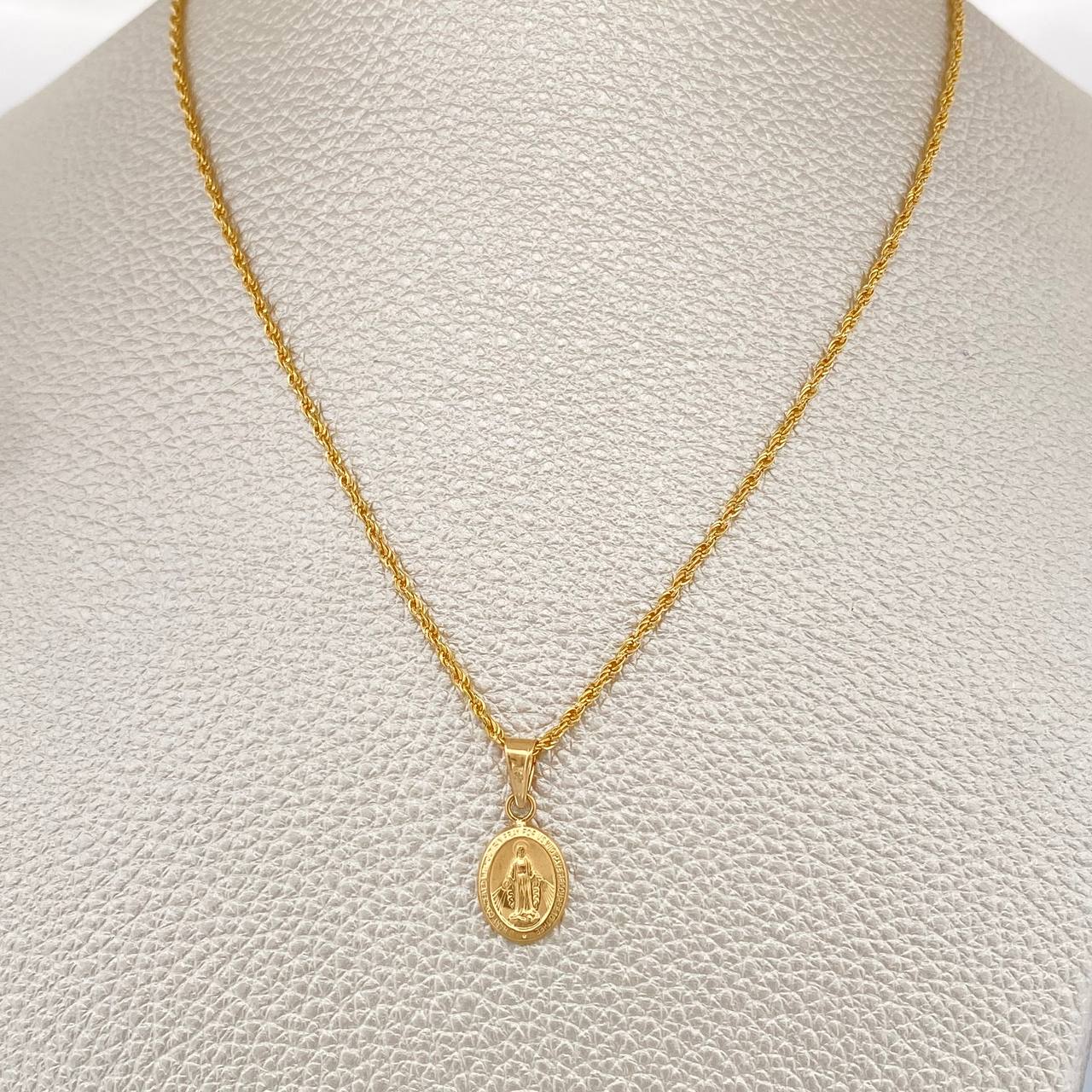 Set Rope Chain and Pendant + Miraculous Virgin 1.05gr / 15 3/4 in / 18K Yellow Gold $