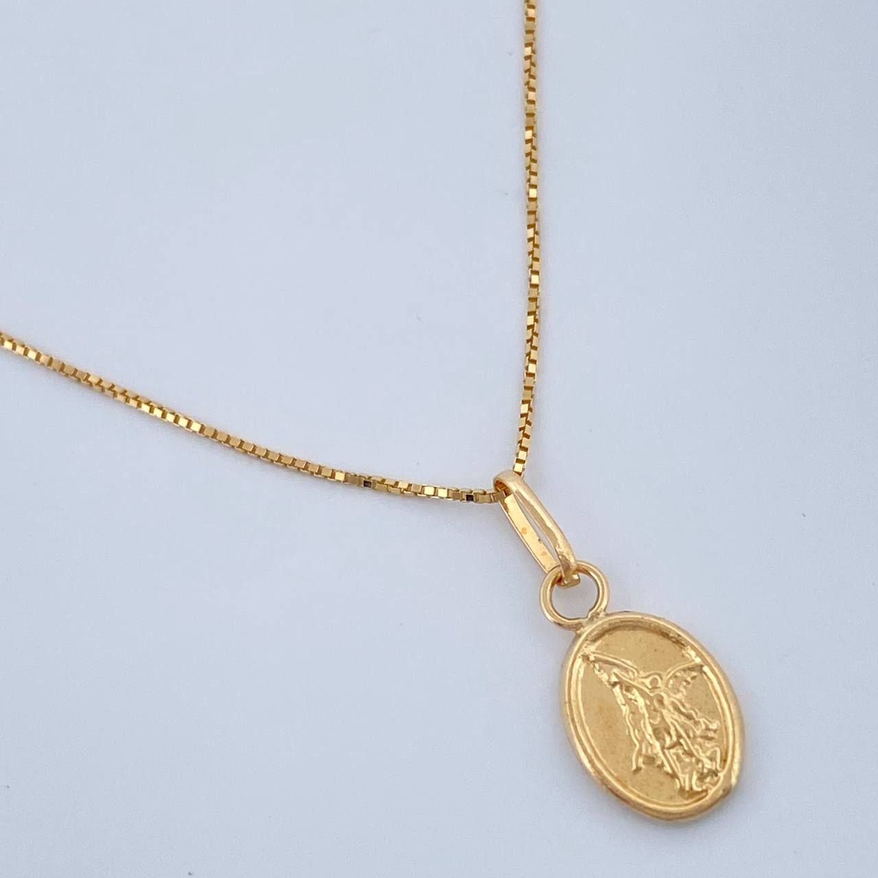Set Venetian Chain and Pendant + Saint Michael 1.1gr / 15 3/4 in / 18K Yellow Gold $