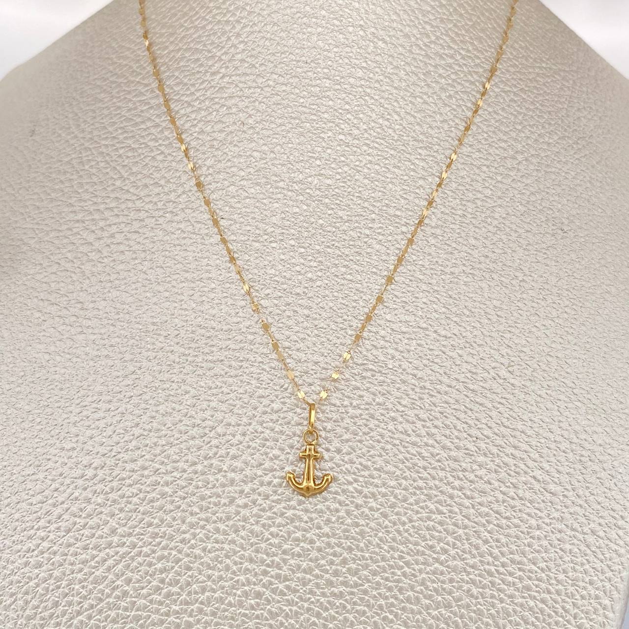 Set Chain and Mirror Flower Pendant + Anchor 0.6gr / 17 3/4 in / Yellow Gold 18K $