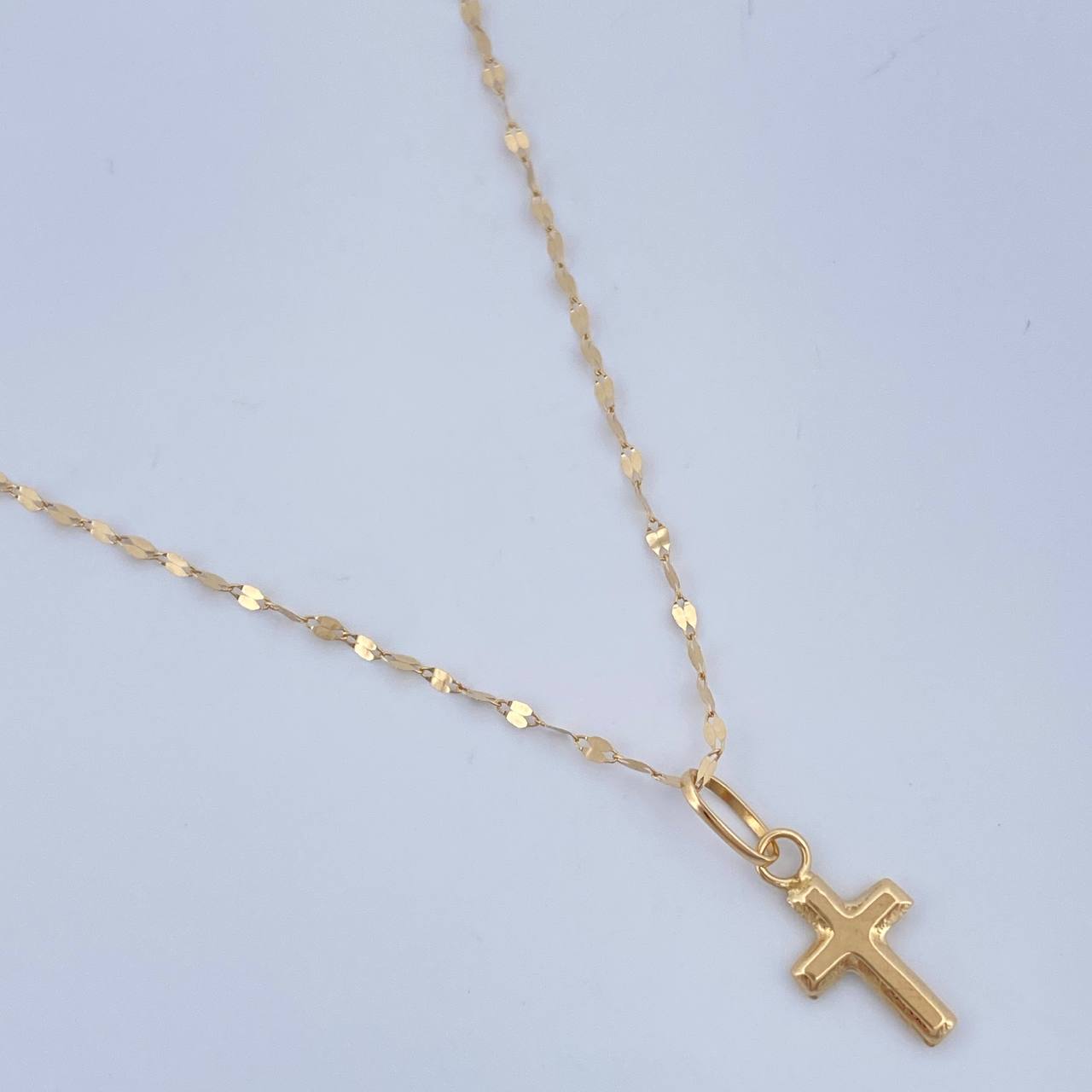 Set Chain and Mirror Flower Pendant + Cross 0.65gr / 17 1/2 in / Yellow Gold 18K $