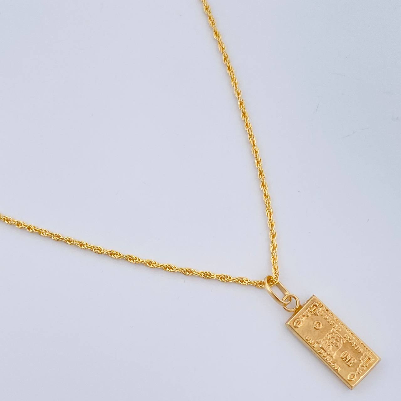 Set Rope Chain and Pendant + One Dollar 1.5gr / 17 1/2 in / 18K Yellow Gold $